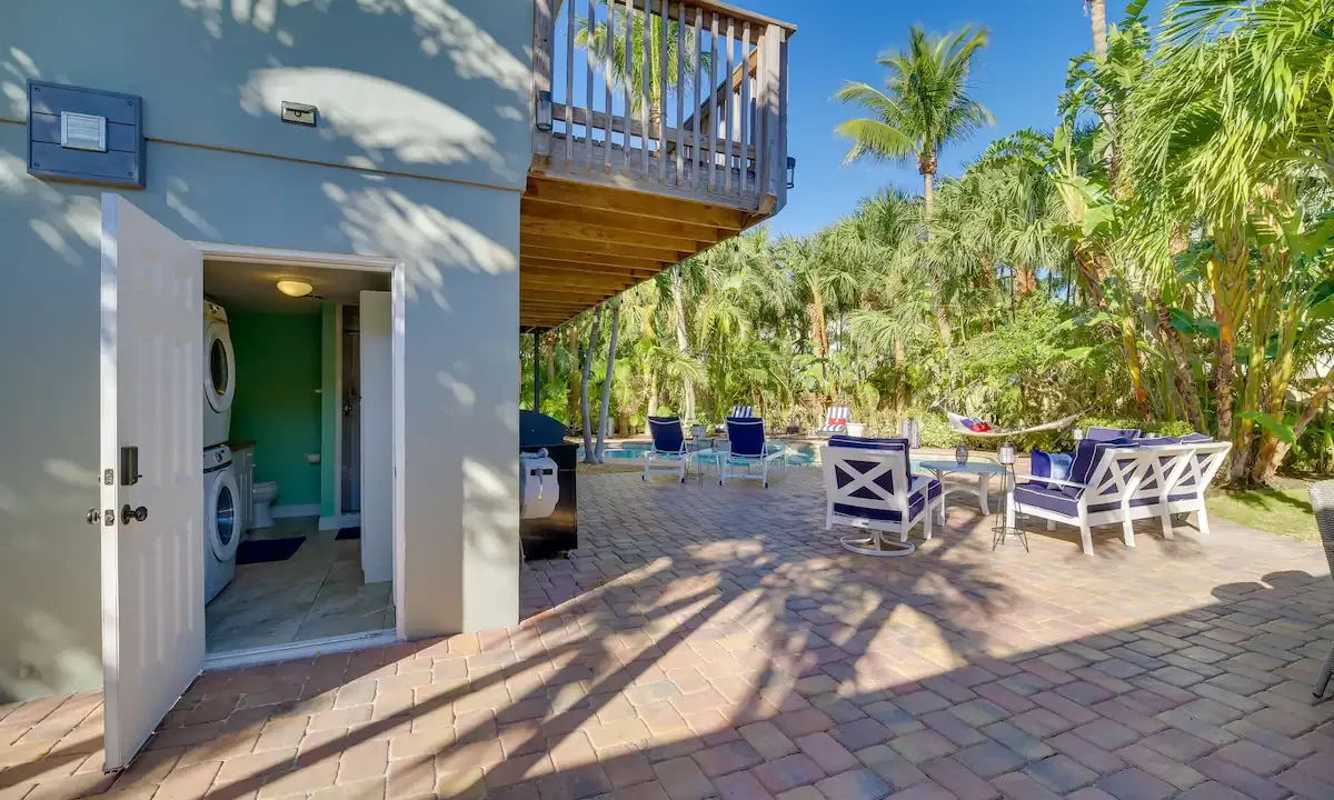 8d2dbf1a-727f-4589-ab12-e5000f1db61f