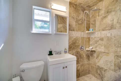 efb383ad-f24e-4426-a712-4df7e1360e50